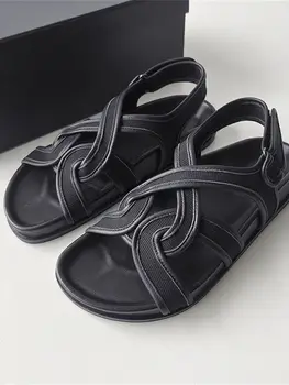 2023 Летние Новые женские универсальные пляжные сандалии черного цвета на толстой подошве, Повседневная женская обувь на плоской подошве с круглым носком 0