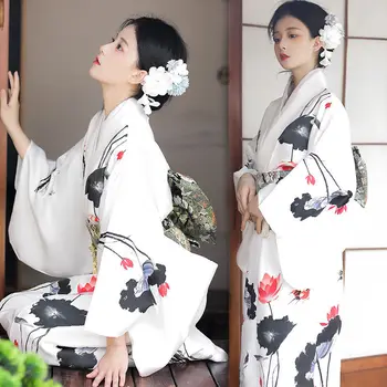 Японское Женское Белое Кимоно Японская Традиционная Одежда Японское Кимоно Женское Традиционное Кимоно Размера Плюс Аниме-Кимоно